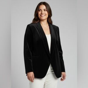Reitman's Signature Plus Size Black Velvet
Blazer Size 20‎